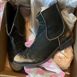 Matisse Gerald Distressed Leather Boot